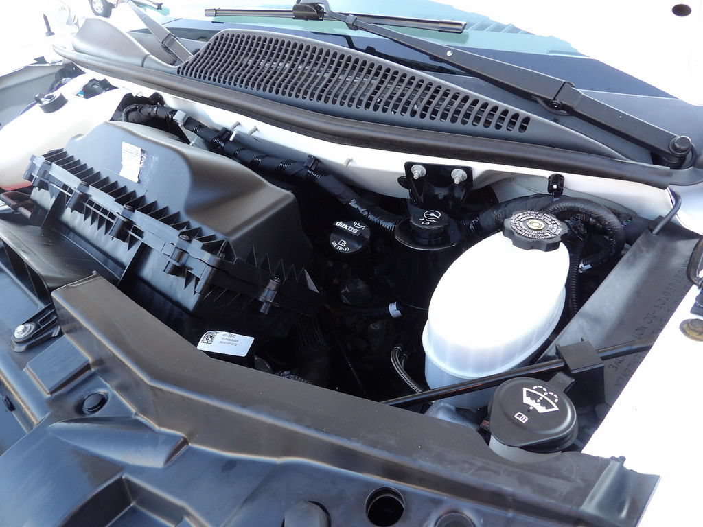 Used 2022 GMC Savana 3500 Extended w/ Power Convenience Package RWD image 33