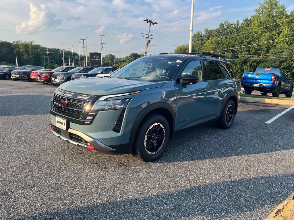 New 2026 Nissan Pathfinder Rock Creek w/ Rock Creek Premium Package AWD/4WD image 8