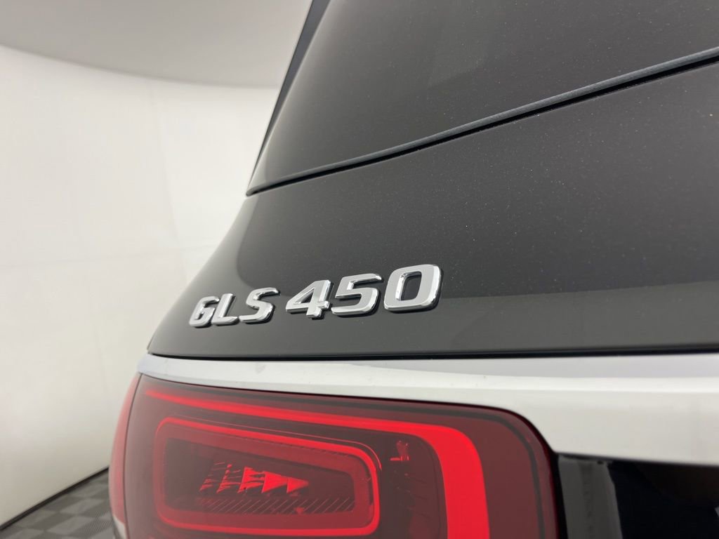 Used 2022 Mercedes-Benz GLS 450 4MATIC image 22