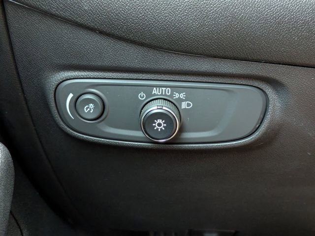 Used 2023 Chevrolet Equinox RS w/ RS Leather Package FWD image 24