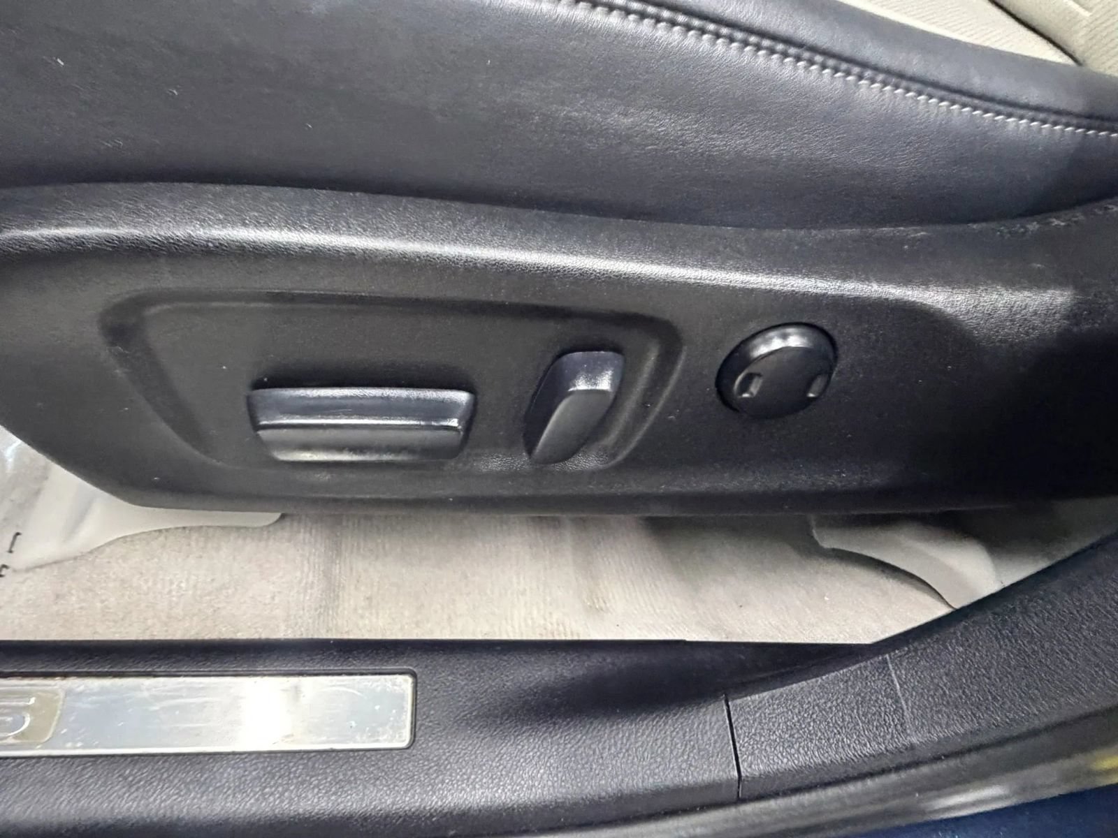 Used 2016 Lexus RX 450h FWD image 24