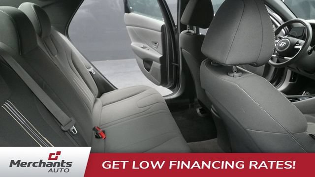 Used 2023 Hyundai Elantra SEL w/ Convenience Package FWD image 13