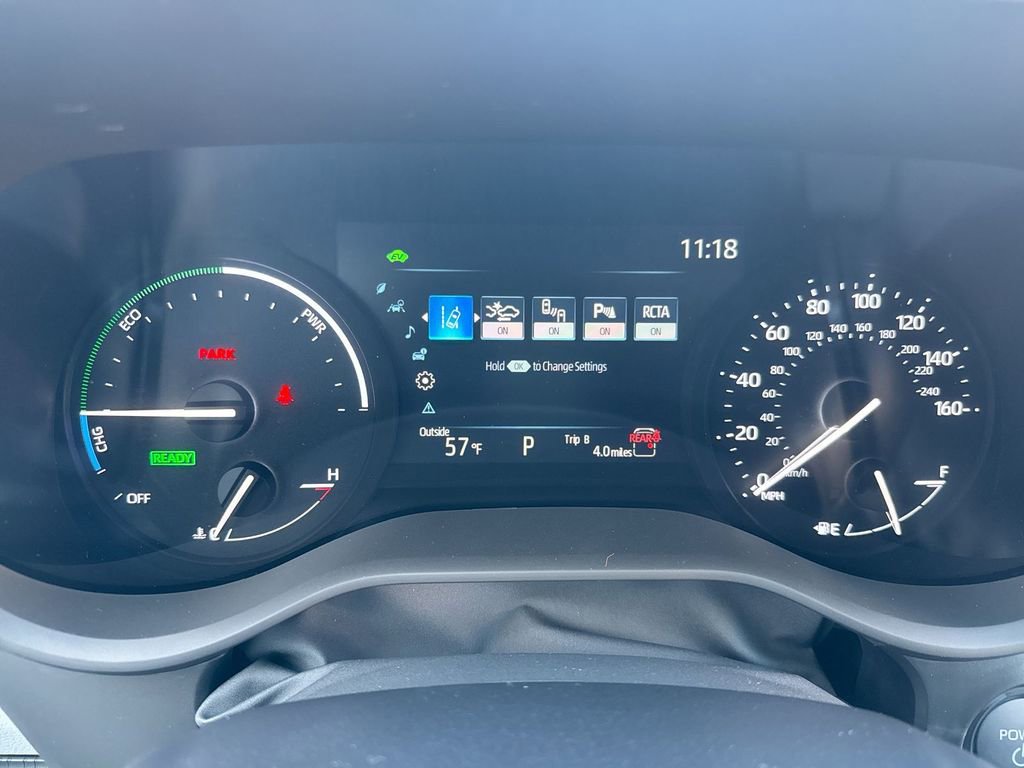 Used 2025 Toyota Sienna XLE FWD image 21