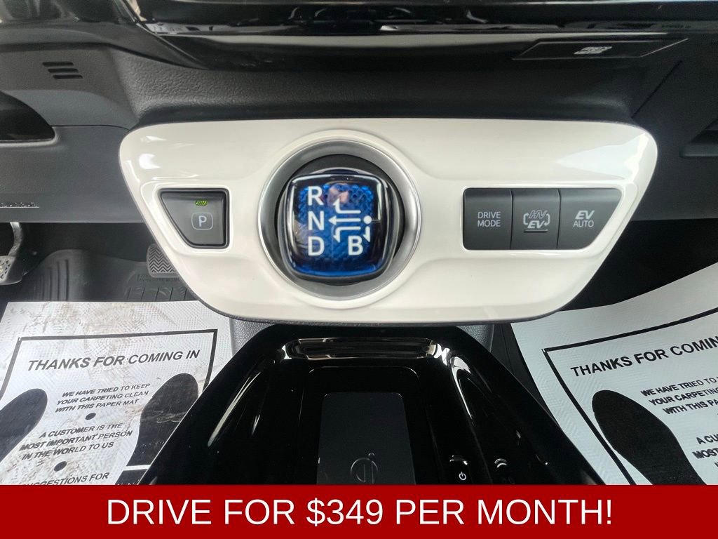 Used 2017 Toyota Prius Prime Advanced image 34