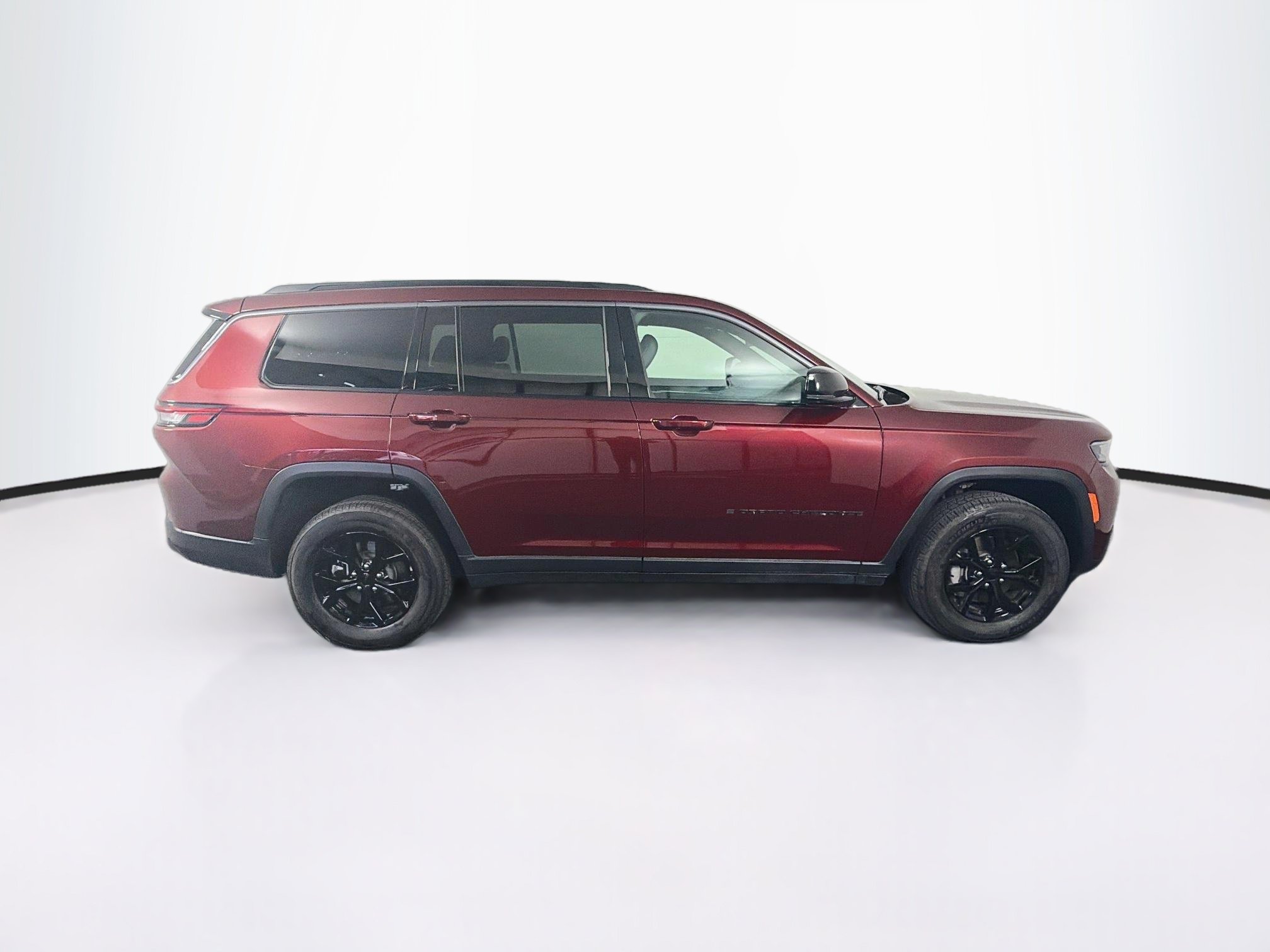 Used 2026 Jeep Grand Cherokee L 2WD image 10