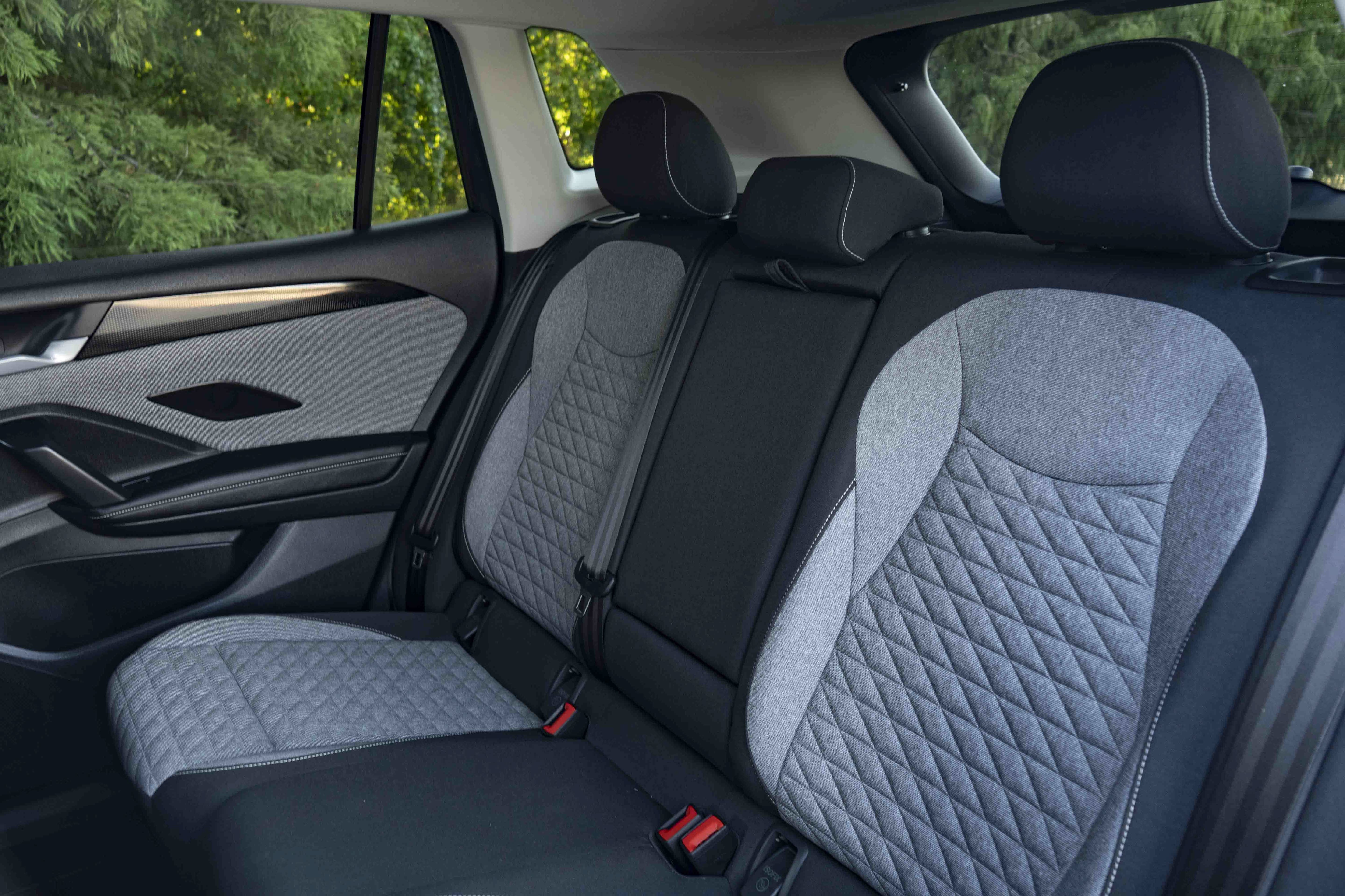 Certified 2026 Volkswagen Tiguan S FWD image 17