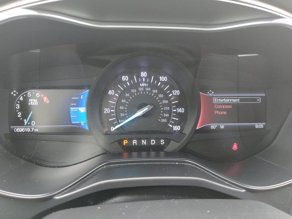 Used 2019 Ford Fusion SE FWD image 23