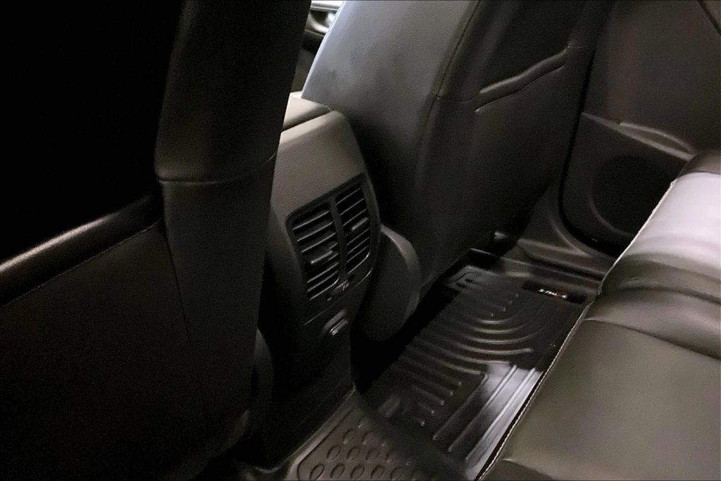 Used 2018 Ford Escape SEL image 10