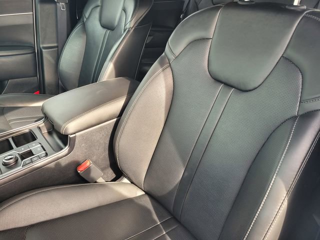 Used 2024 Kia Sorento S image 13