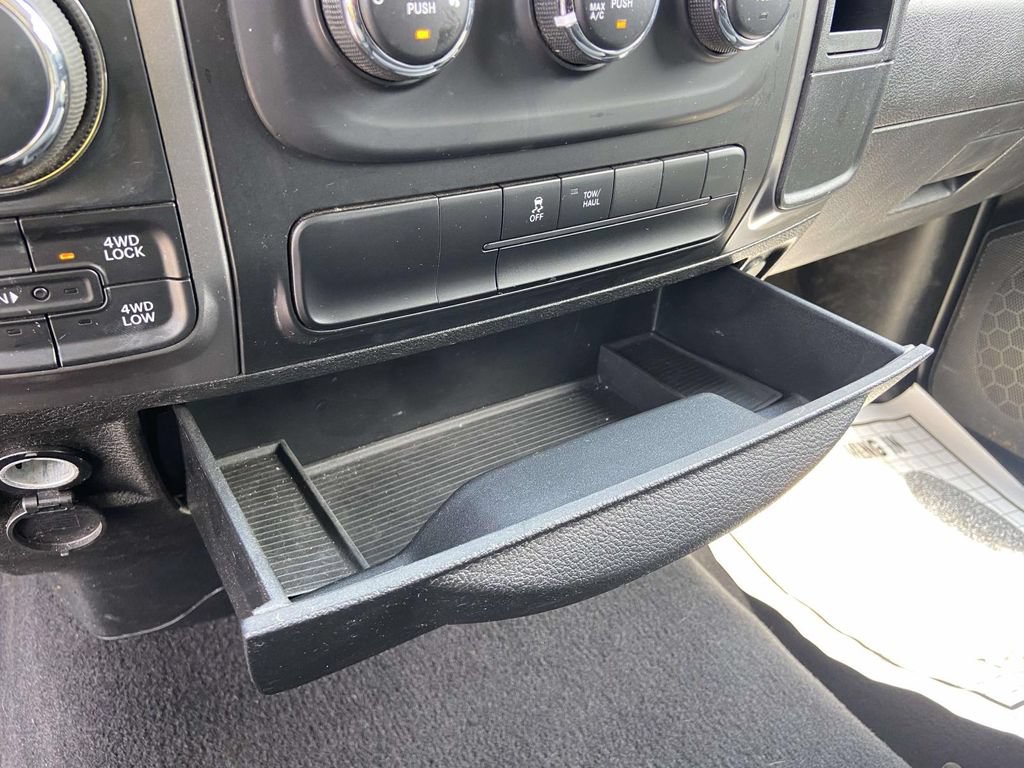 Used 2024 RAM 1500 Classic SLT AWD/4WD image 23