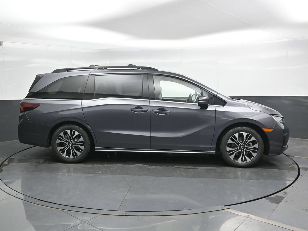New 2026 Honda Odyssey Elite image 3
