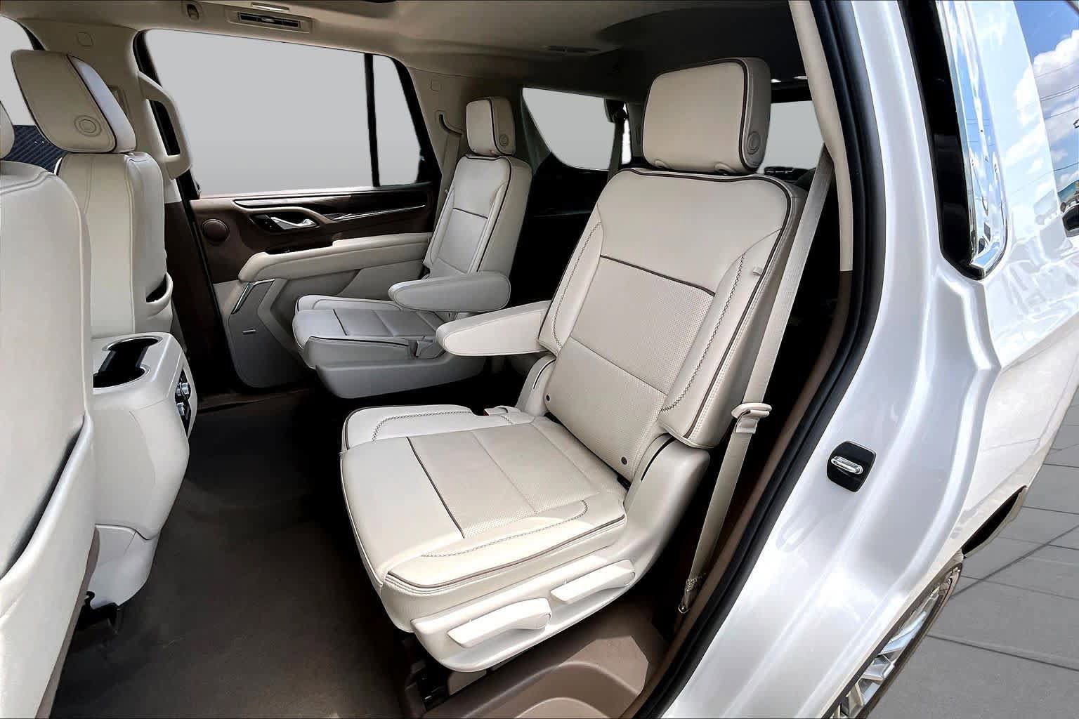 Used 2023 GMC Yukon Denali RWD image 21