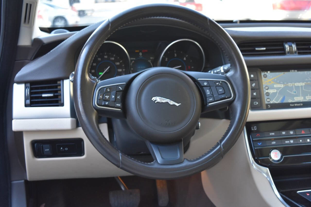 Used 2017 Jaguar XF Premium image 55