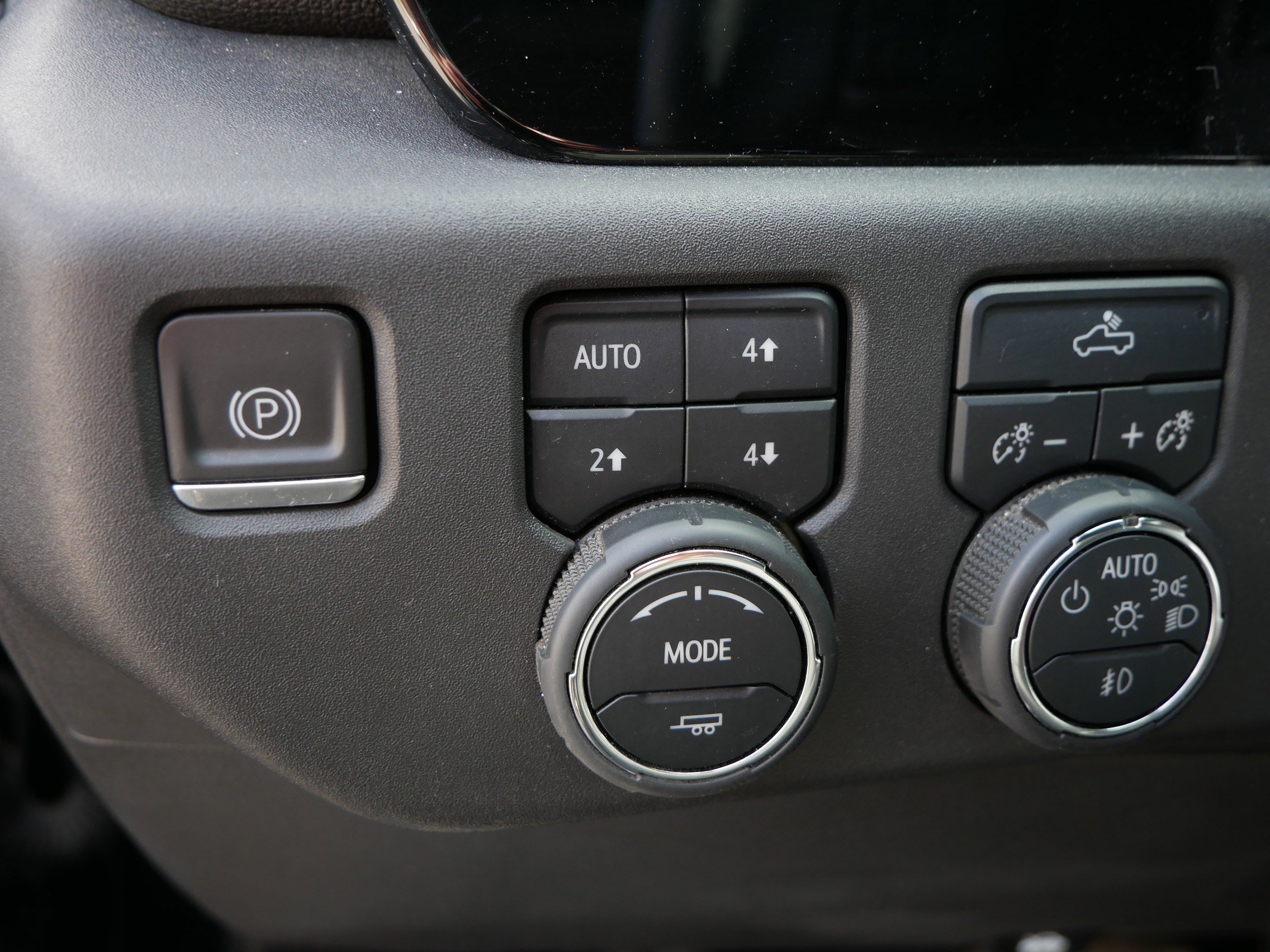 Used 2023 Chevrolet Silverado 1500 LT Trail Boss w/ Convenience Package II image 24