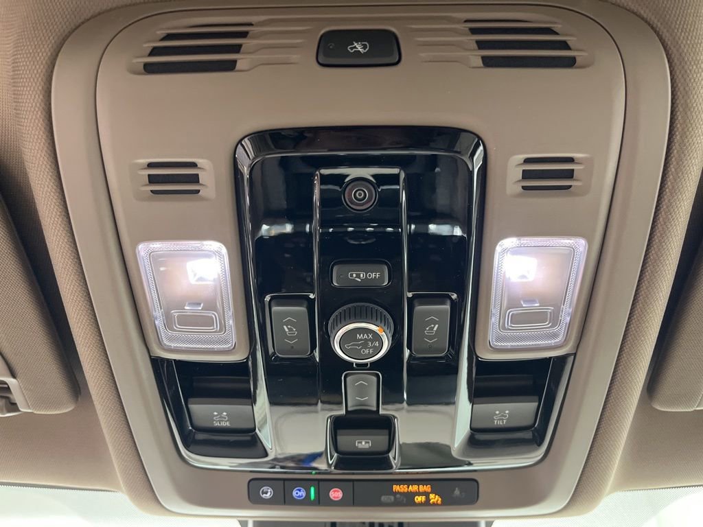 New 2026 GMC Yukon Denali w/ Denali Reserve Package AWD/4WD image 24