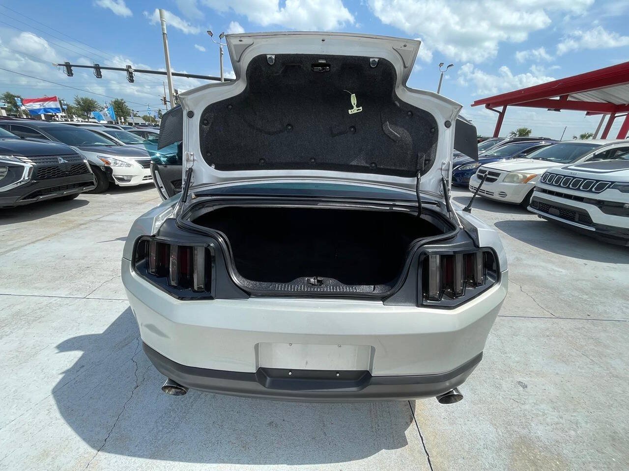 Used 2012 Ford Mustang Premium RWD image 15
