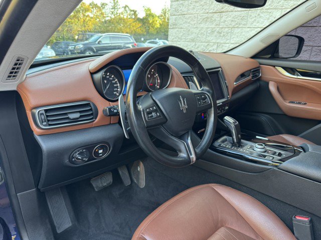 Used 2019 Maserati Levante S image 6