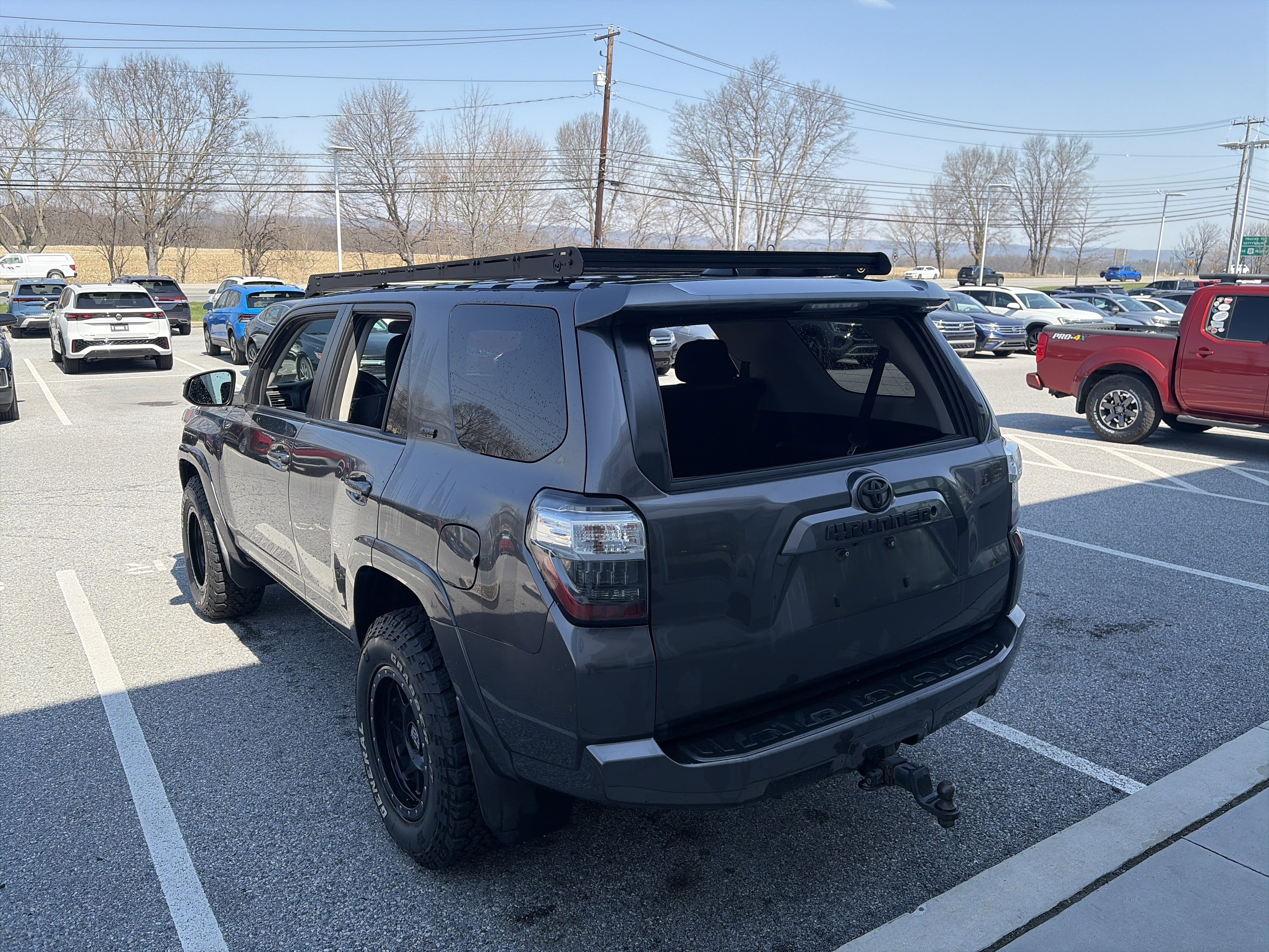 Used 2018 Toyota 4Runner SR5 image 6