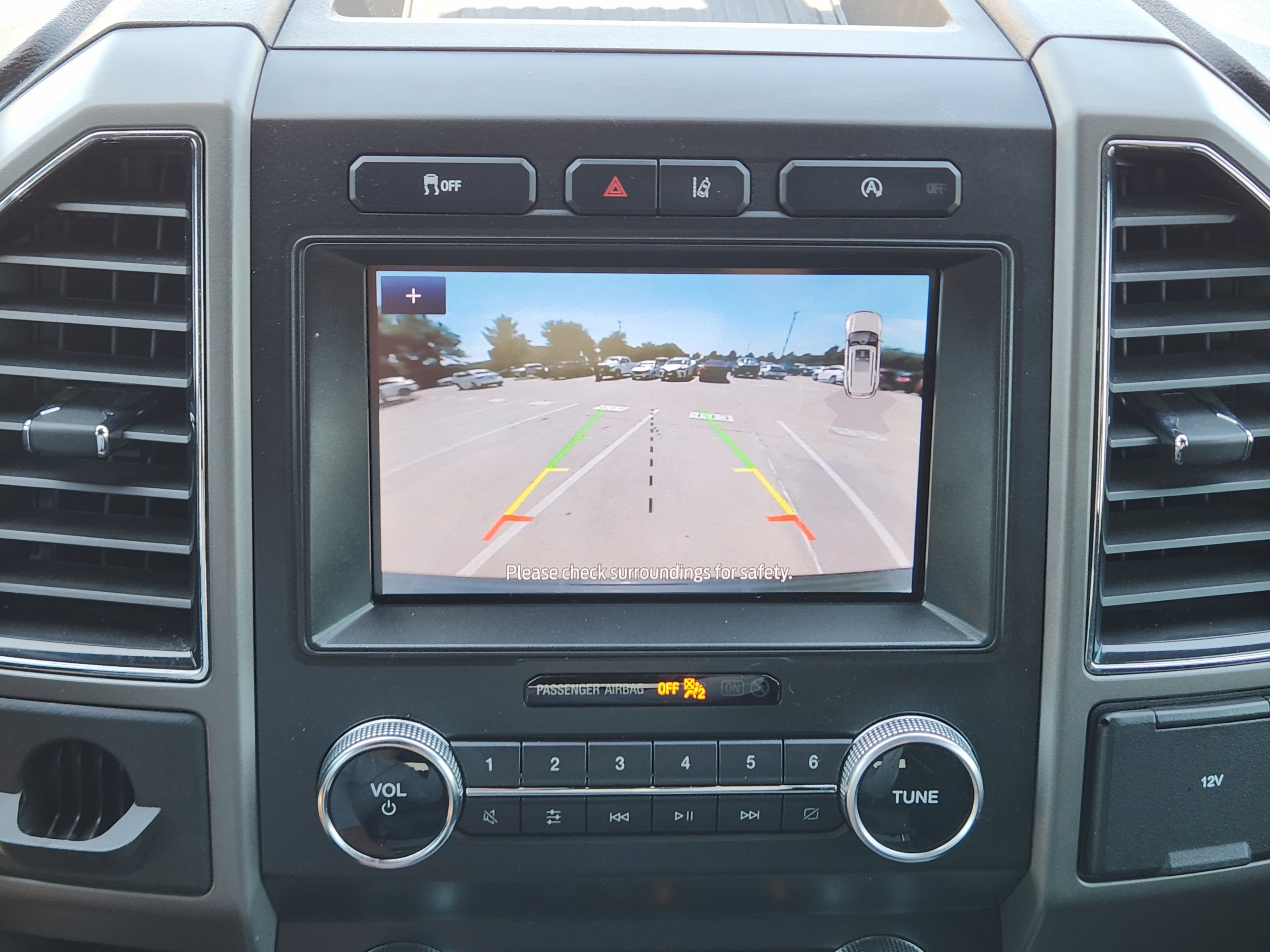 Used 2020 Ford Expedition XLT RWD image 11