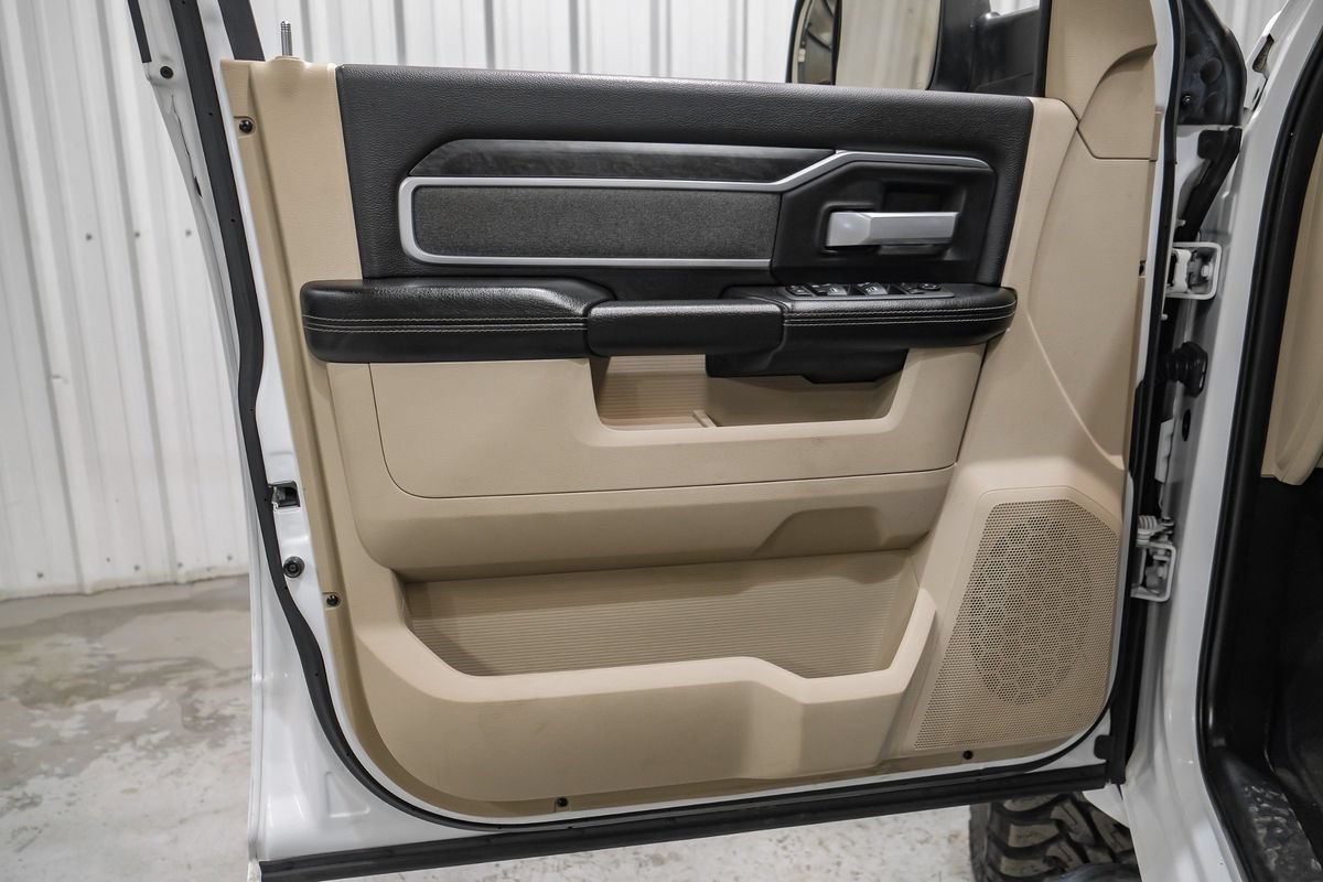 Used 2022 RAM 3500 Big Horn AWD/4WD image 41