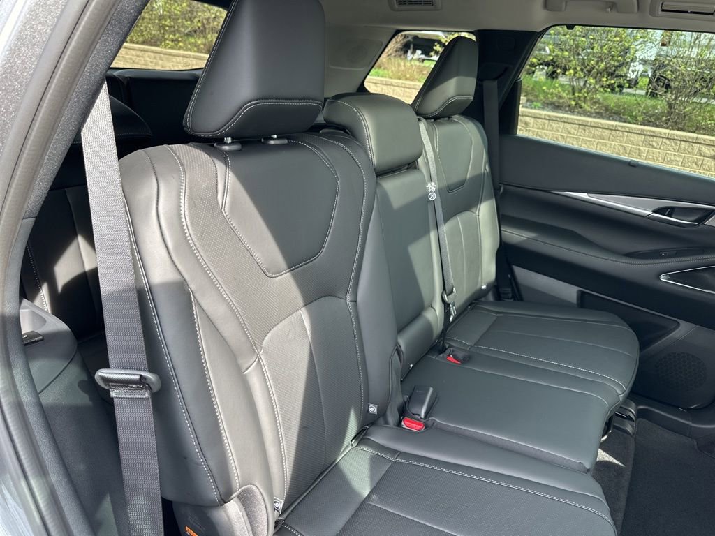 New 2026 INFINITI QX60 Luxe w/ Cargo Package AWD/4WD image 24