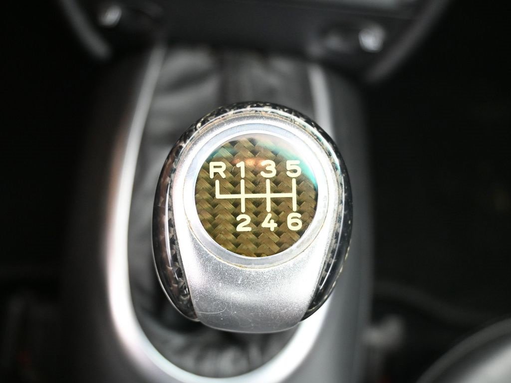 Used 2004 Porsche 911 Carrera 4S image 9