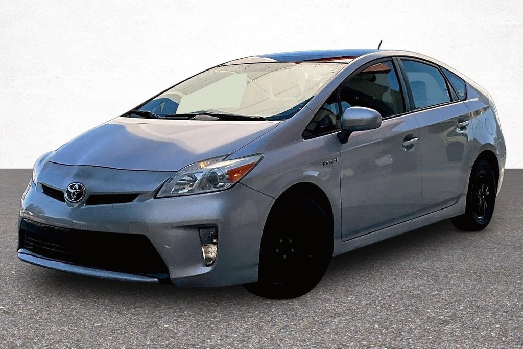 Used 2013 Toyota Prius Three w/ Solar Roof Pkg FWD image 4
