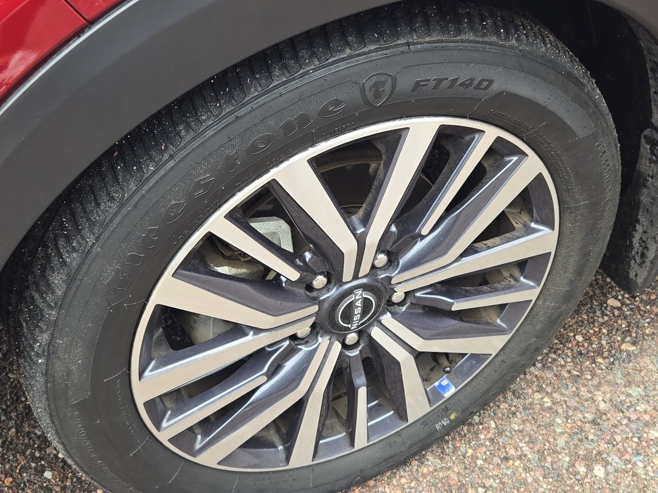 Certified 2024 Nissan Kicks SR FWD image 23