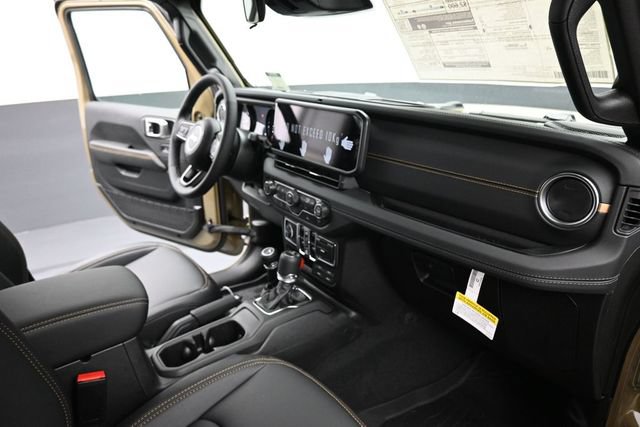 New 2026 Jeep Gladiator Sport AWD/4WD image 17