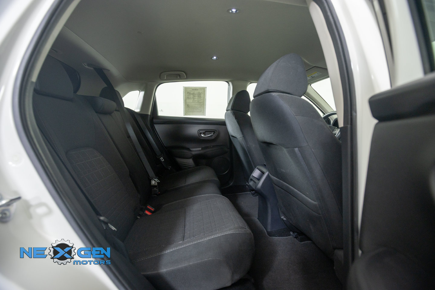 Used 2024 Honda HR-V LX image 39
