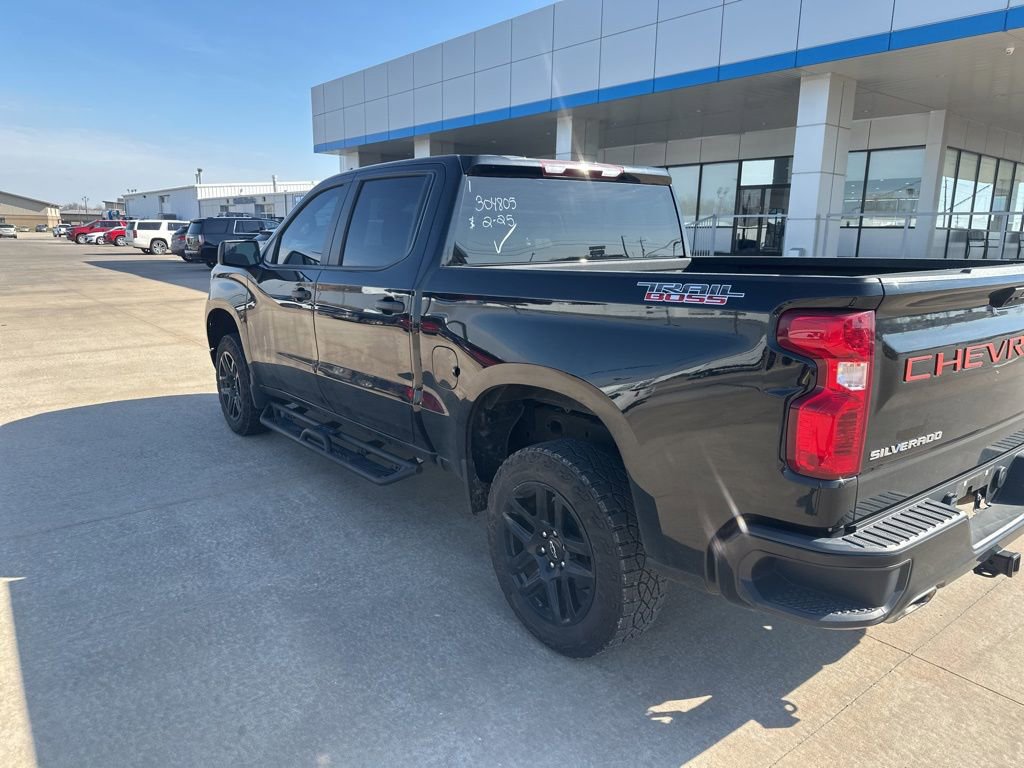 Used 2023 Chevrolet Silverado 1500 Custom Trail Boss AWD/4WD image 31