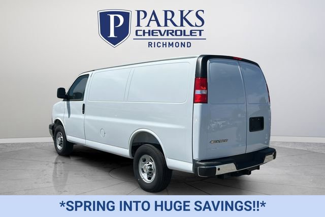 New 2025 Chevrolet Express 2500 RWD image 5