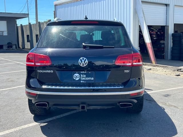 Used 2015 Volkswagen Touareg Sport AWD/4WD image 6