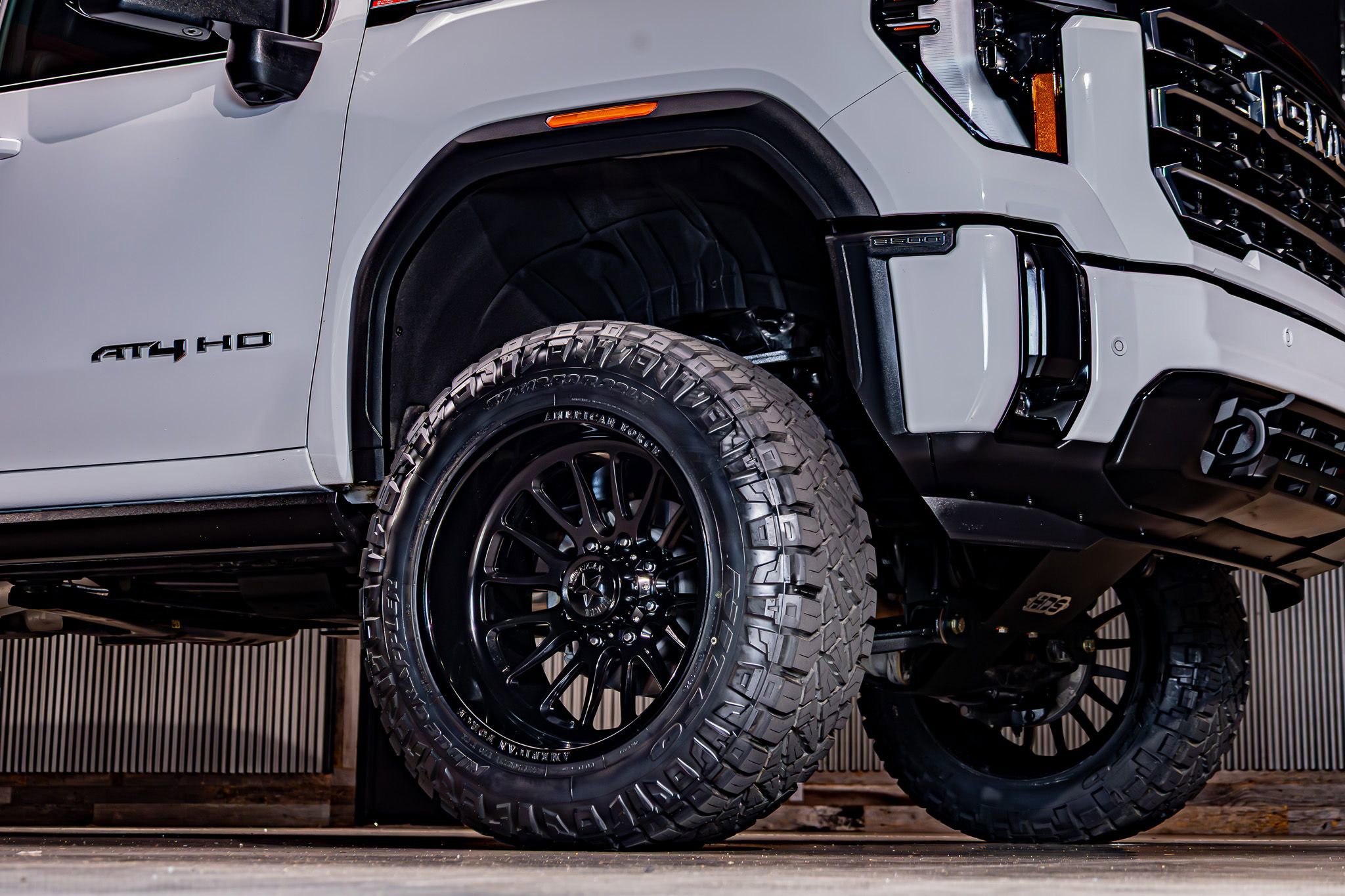 Used 2025 GMC Sierra 3500 AT4 w/ AT4 Premium Plus Package image 16