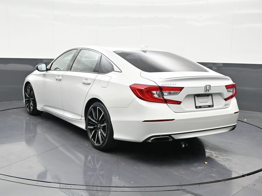 Used 2019 Honda Accord Sport image 3