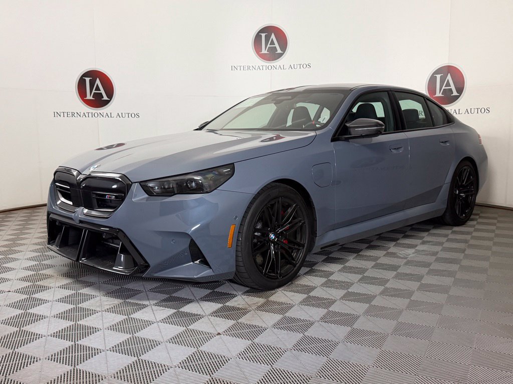 Used 2026 BMW M5 w/ Carbon Package AWD/4WD image 3