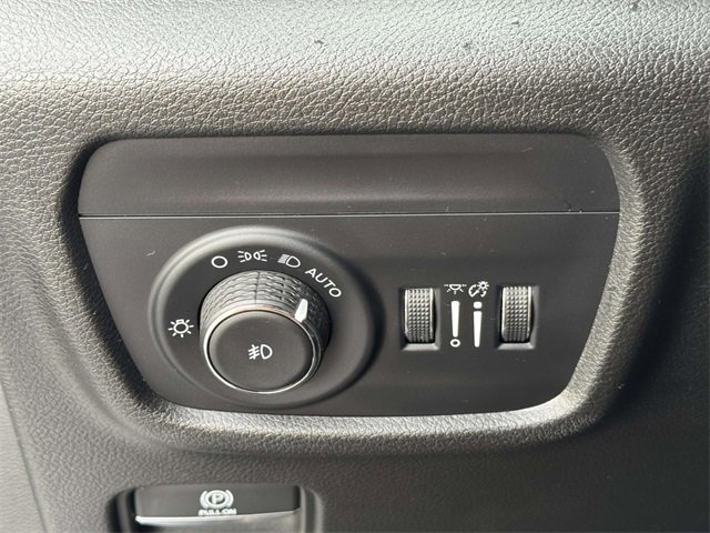 Used 2022 Jeep Grand Cherokee Trailhawk image 8