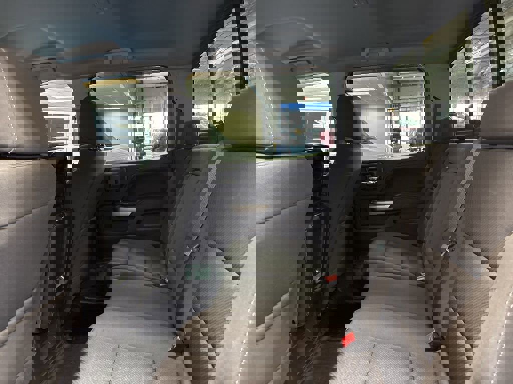 Used 2018 Chevrolet Silverado 1500 LT w/ All Star Edition image 18