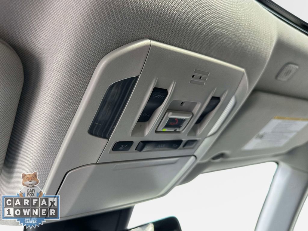 Used 2023 Toyota Highlander XLE image 33