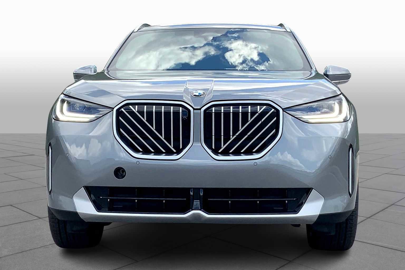 New 2026 BMW X3 xDrive30 w/ Premium Package AWD/4WD image 3