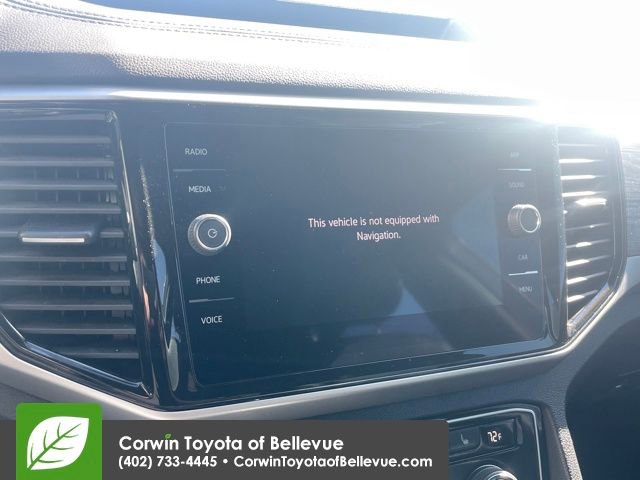 Used 2022 Volkswagen Atlas Cross Sport SE image 19