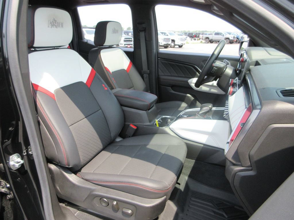 Certified 2024 GMC Canyon AT4X w/ AT4X AEV Edition AWD/4WD image 27