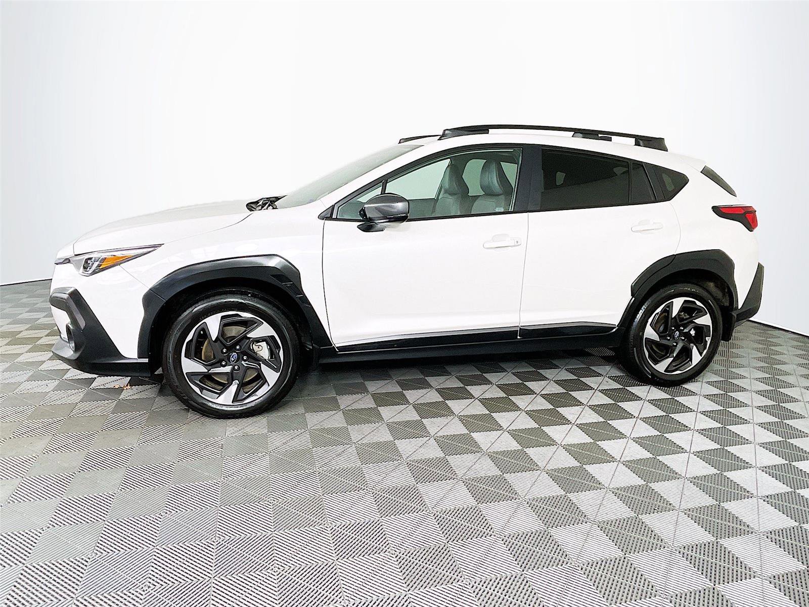 Certified 2025 Subaru Crosstrek 2.5i Limited w/ Popular Package #4A image 4