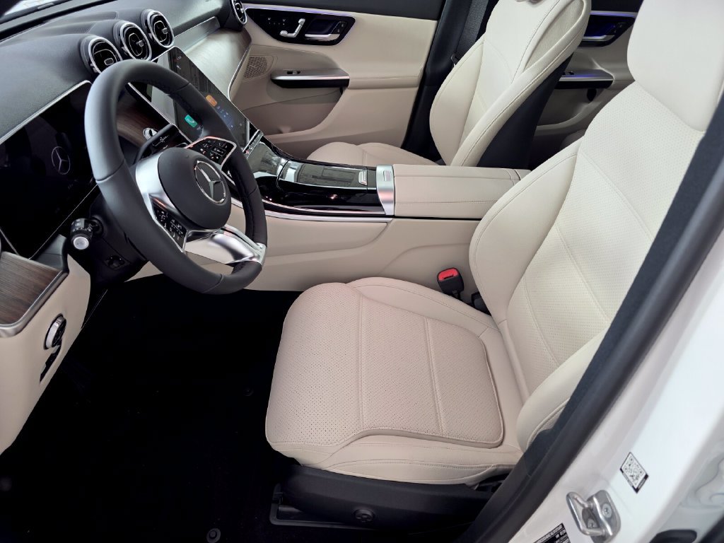 New 2027 Mercedes-Benz GLC 300 image 6