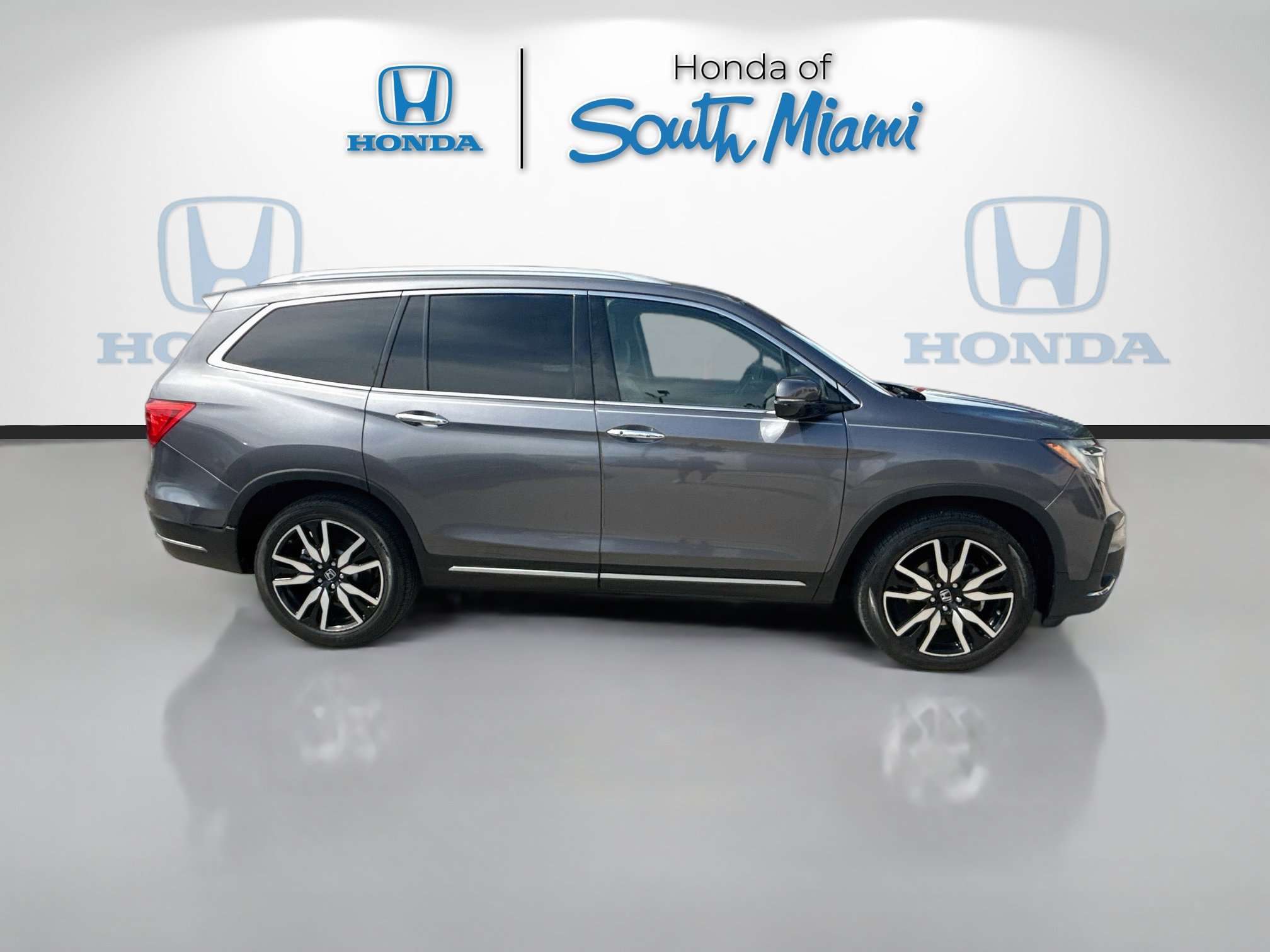 Used 2019 Honda Pilot Touring image 8