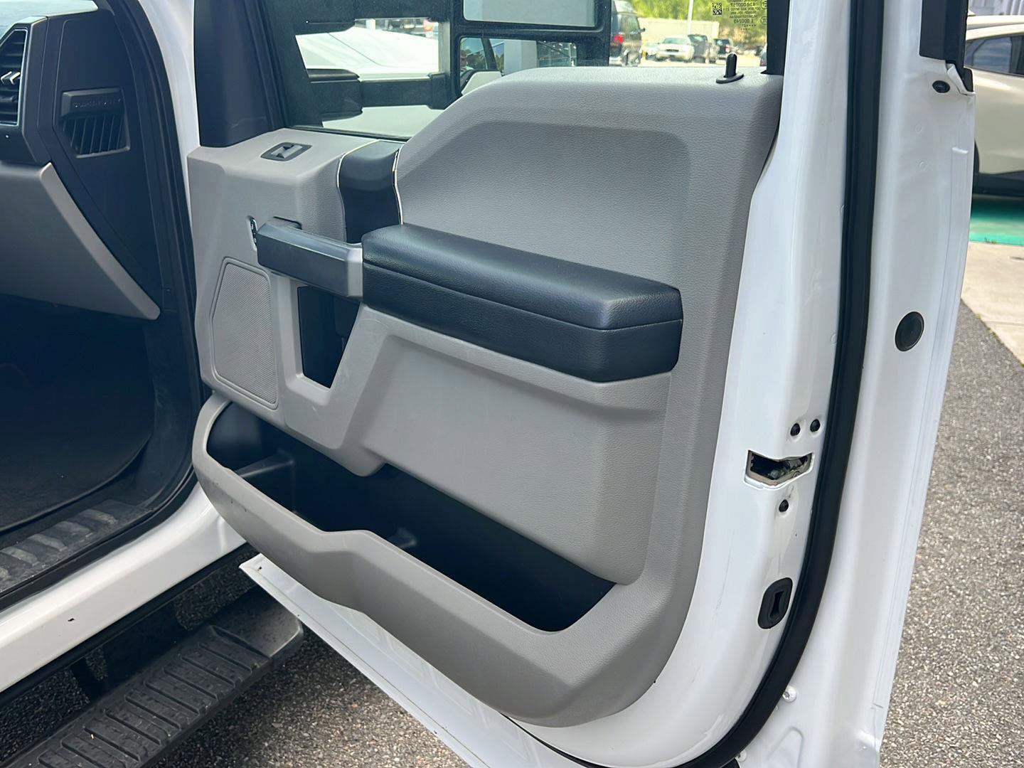 Used 2021 Ford F350 XLT image 14