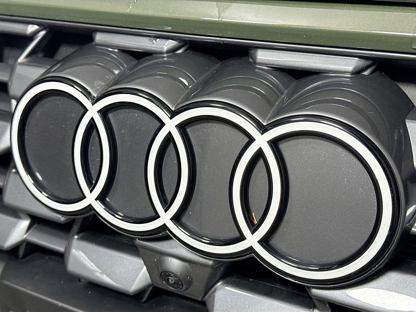 Used 2025 Audi Q5 Premium AWD/4WD image 29