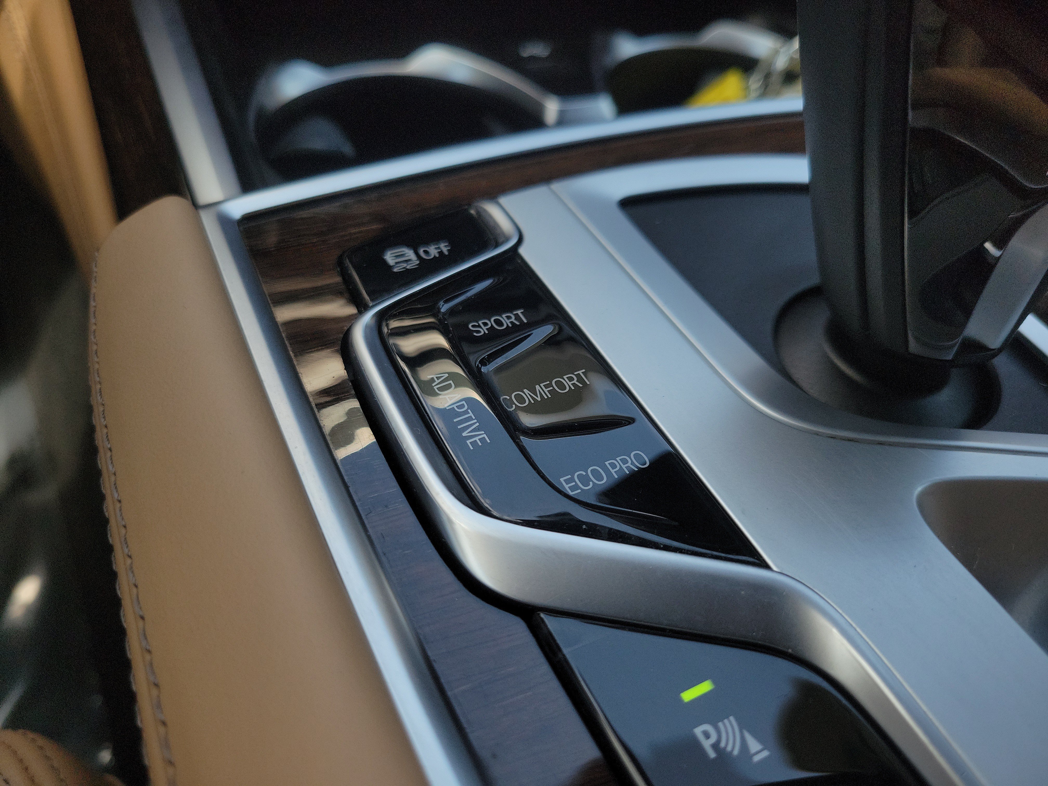 Used 2022 BMW 750Li xDrive AWD/4WD image 31