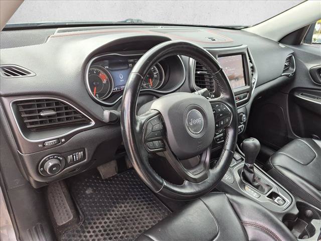 Used 2021 Jeep Cherokee Trailhawk w/ Technology Group AWD/4WD image 17