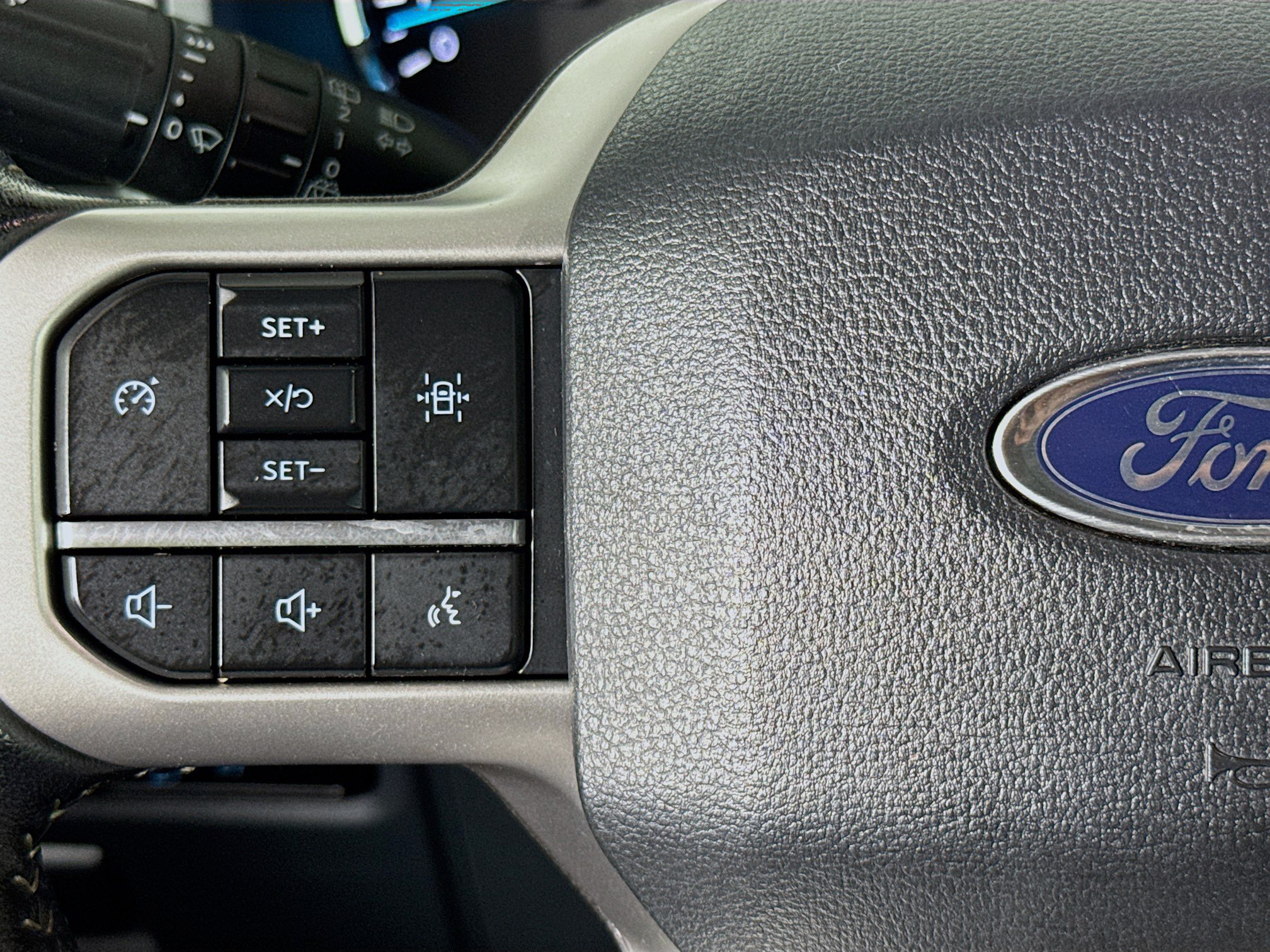 Used 2024 Ford Expedition Max XLT RWD image 11